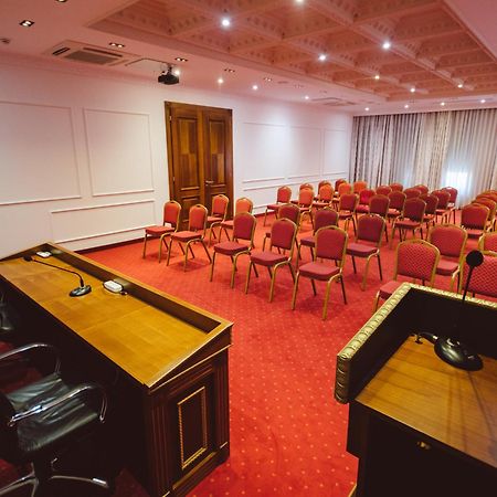 Star Hill Hotel & Spa Pristina Extérieur photo
