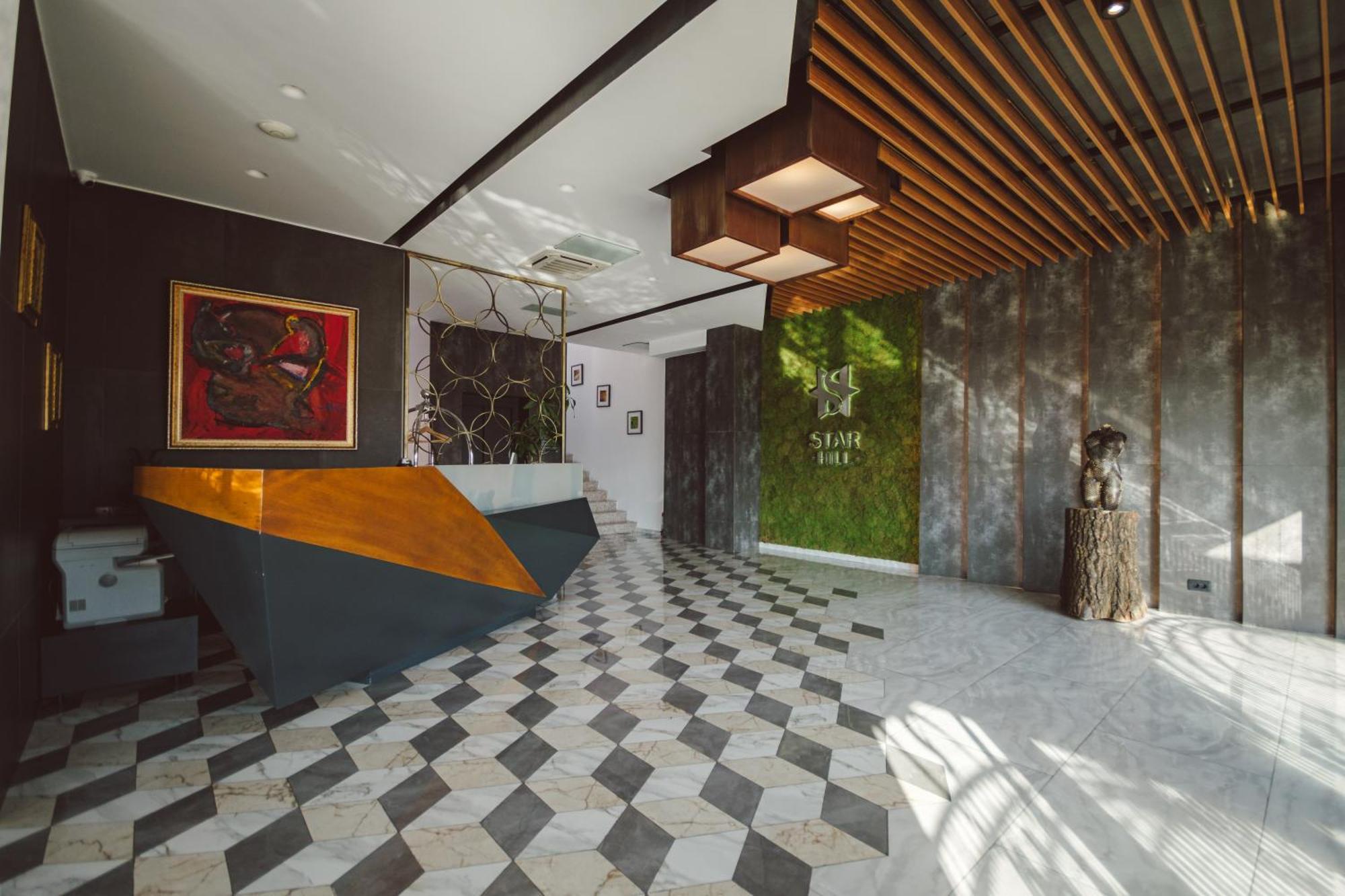 Star Hill Hotel & Spa Pristina Extérieur photo
