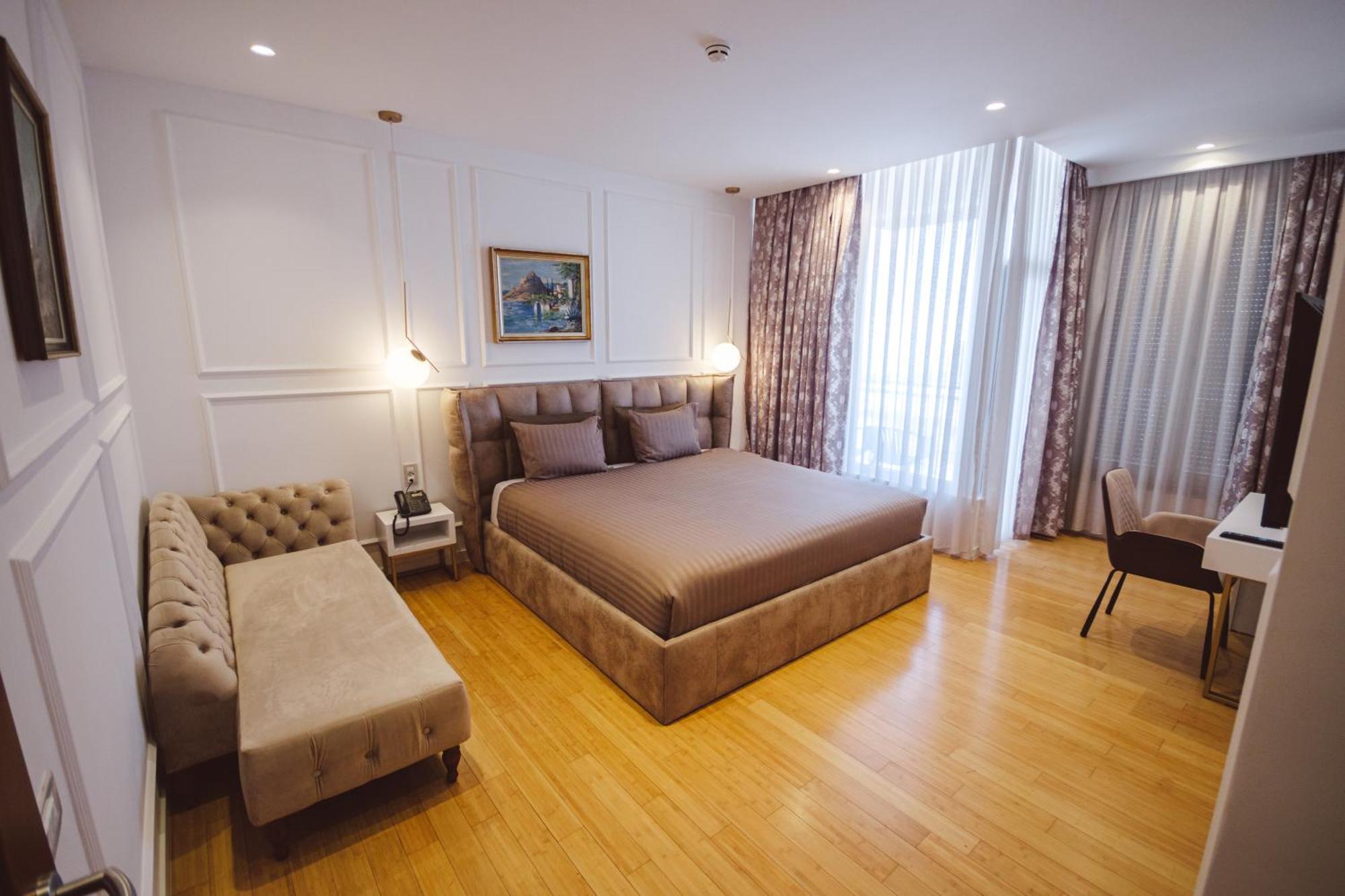Star Hill Hotel & Spa Pristina Extérieur photo