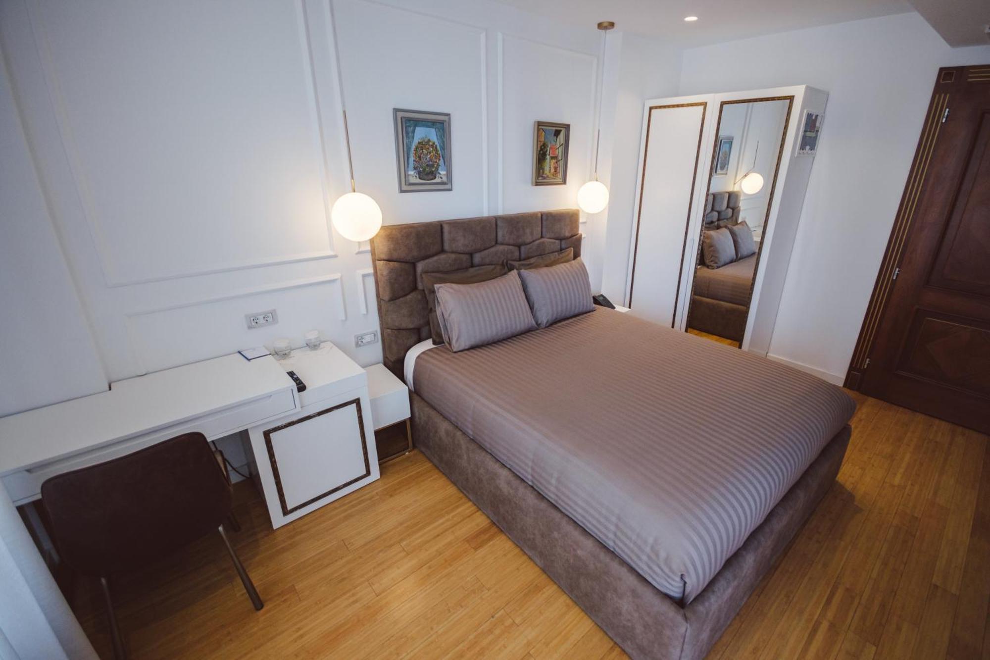 Star Hill Hotel & Spa Pristina Extérieur photo